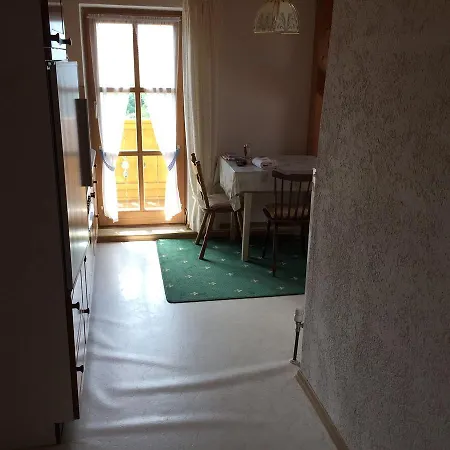 شقة Hohe